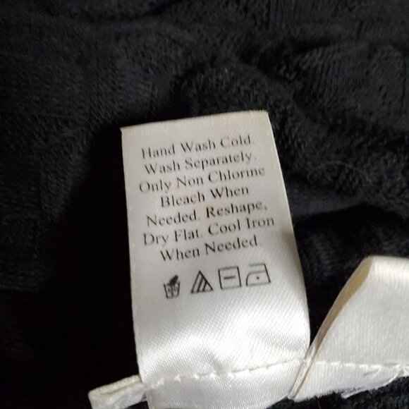 COLDWATER Creek Black Open Front Sleeveless Knit Cardigan Vest Sweater Size XS - Picture 7 of 7